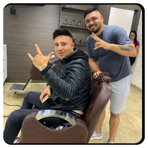 seu horário no Studio Léo